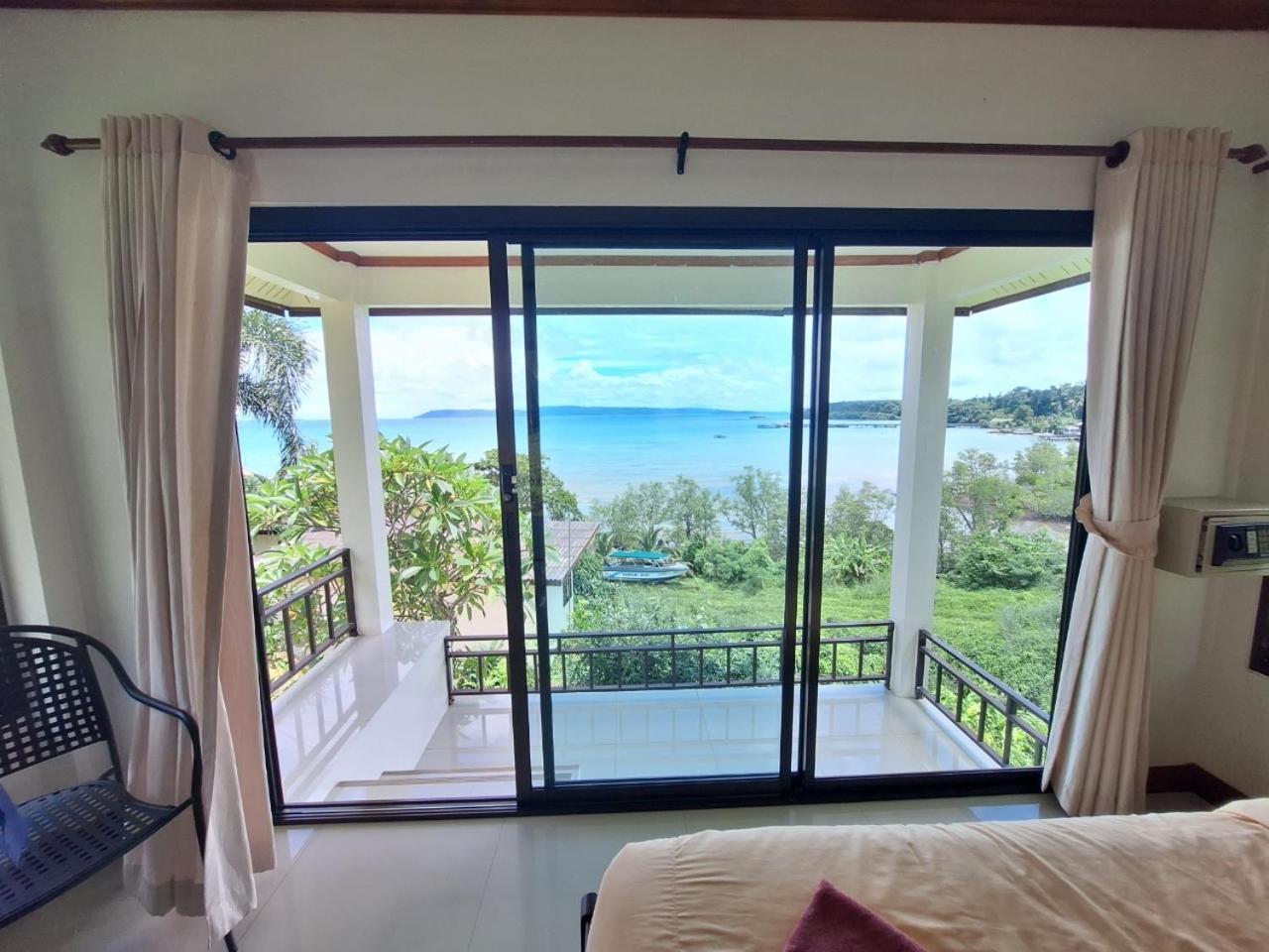 Hotel Seabreeze @ Koh Mak Esterno foto