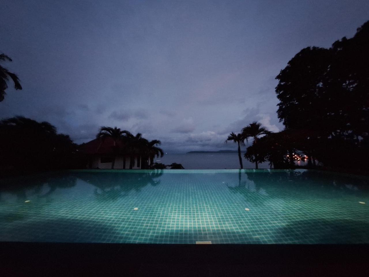 Hotel Seabreeze @ Koh Mak Esterno foto