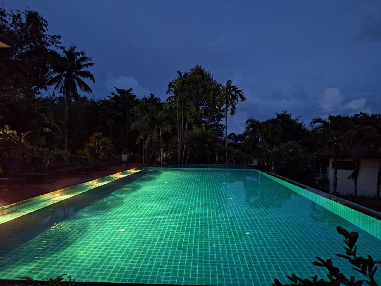 Hotel Seabreeze @ Koh Mak Esterno foto